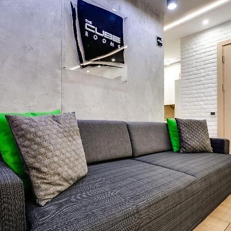 The Cube Rooms Лвив Екстериор снимка