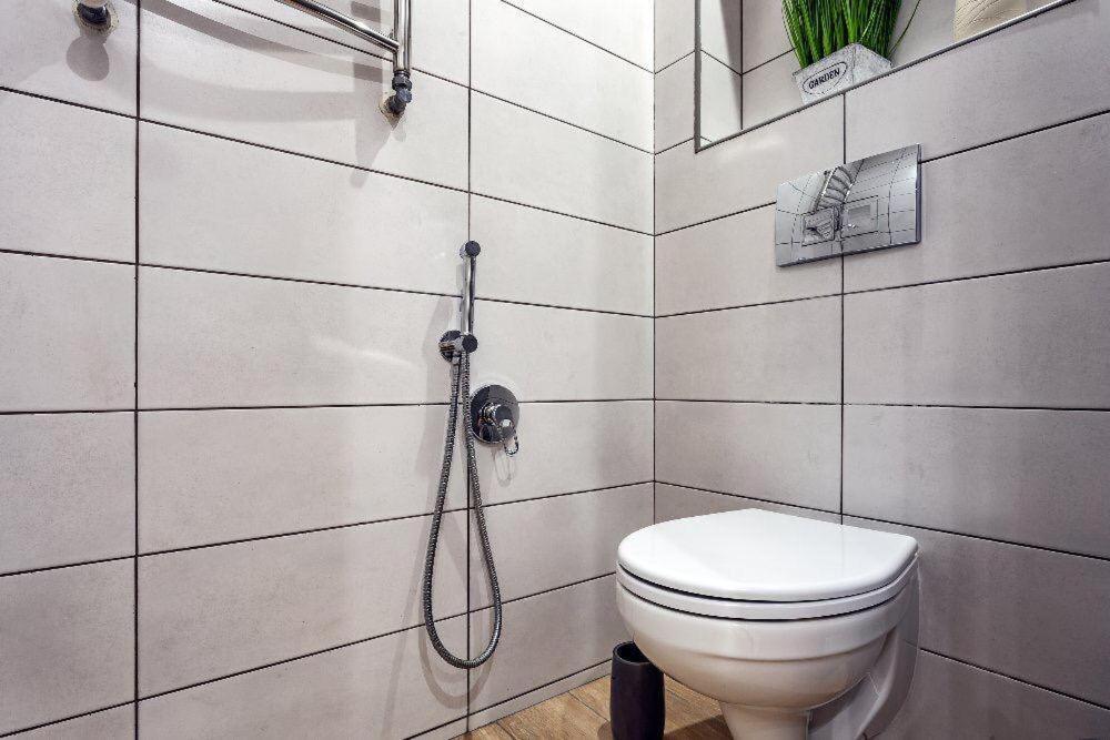 The Cube Rooms Лвив Екстериор снимка
